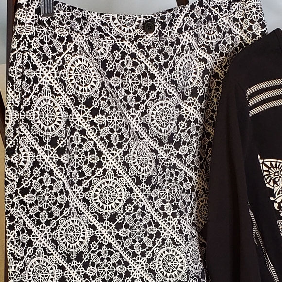 Talbots vintage stretch cropped pants tile/lace print EUC - Picture 10 of 10